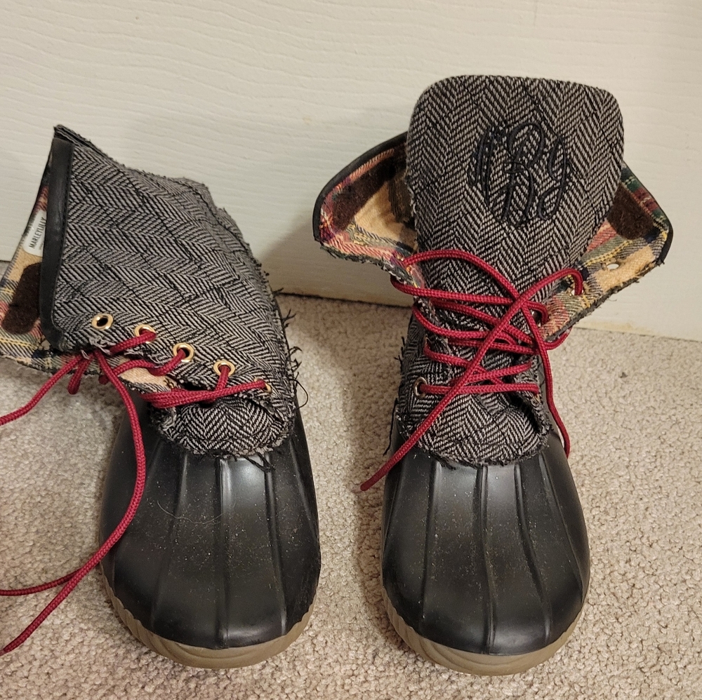 Black and Gray Duck Rain Boots with Red Laces